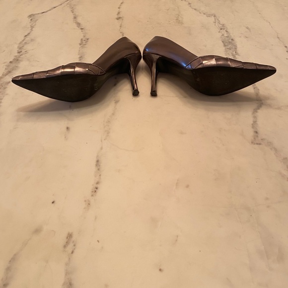 Silver heels - Picture 3 of 6